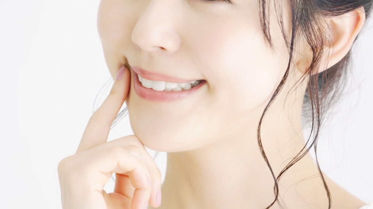 笑顔の女性-旭川市芦別市 矯正歯科相談室